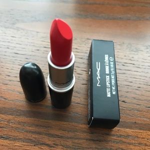 MAC Lipstick Barbecue Full size NIB LimitedEdition